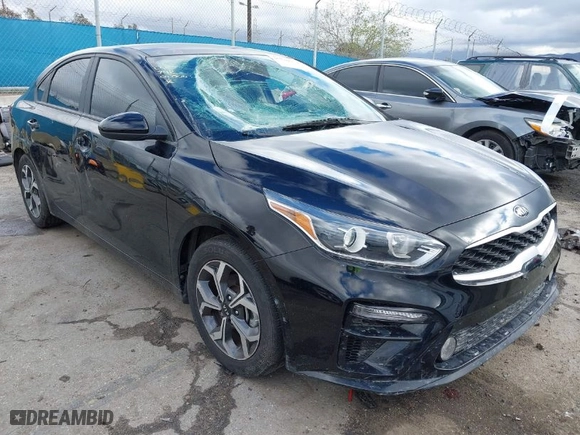 2021 Kia Forte LXS with VIN 3KPF24AD4ME290964, listed as a IAAI auction lot 41730752 with NaN miles. Bid and sale history available at carsss.com. Image 1.