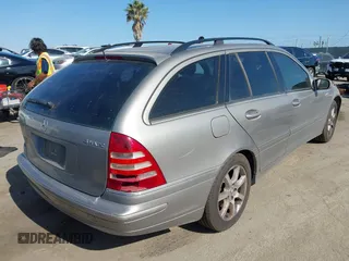 2005 Mercedes-Benz C 240 with VIN WDBRH81J75F660805, listed as a IAAI auction lot 42529404 with 137,565 mi miles and . Bid and sale history available at DreamBid. Image 4.