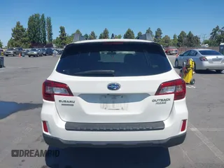2017 Subaru Outback Premium z VIN 4S4BSACCXH3337439, wystawiony jako IAAI lot #42602206 z przebiegiem 76 126 mil mil oraz . Historia ofert i sprzedaży dostępna na DreamBid. Obrazek 17.