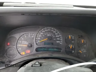 2004 Chevrolet Silverado 1500 with VIN 1GCEK19TX4E186657, listed as a Copart auction lot 45298555 with 251,061 mi miles and Salvage Title. Bid and sale history available at DreamBid. Image 9.