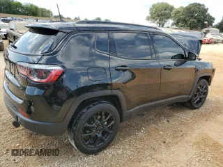 2023 Jeep Compass Latitude with VIN 3C4NJDBN7PT532815, listed as a Copart auction lot 67113824 with Not Provided miles and Salvage Title. Bid and sale history available at DreamBid. Image 3.