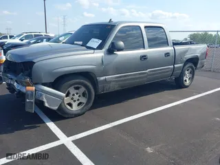 2006 Chevrolet Silverado 1500 LT2 with VIN 2GCEC13Z661346287, listed as a IAAI auction lot 42013454 with 318,918 mi miles. Bid and sale history available at carsss.com. Image 17.