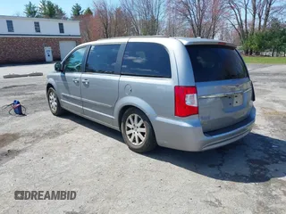 2014 Chrysler Town & Country Touring with VIN 2C4RC1BG9ER399146, listed as a IAAI auction lot 42095059 with 190,777 mi miles. Bid and sale history available at carsss.com. Image 3.