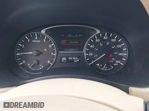 2015 Nissan Pathfinder SL with VIN 5N1AR2MM0FC707380, listed as a IAAI auction lot 42267523 with 186,383 mi miles and . Bid and sale history available at DreamBid. Image 7.