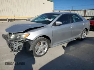 2013 Toyota Camry L with VIN 4T1BF1FK4DU652331, listed as a Copart auction lot 47717455 with 200,691 mi miles and Salvage Title. Bid and sale history available at carsss.com. Image 1.