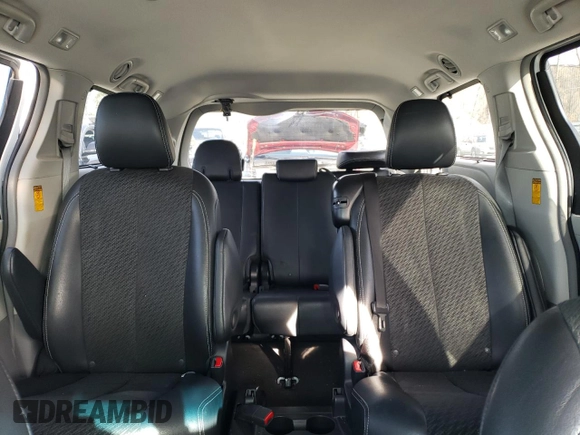 2014 Toyota Sienna SE with VIN 5TDXK3DCXES498422, listed as a Copart auction lot 51060775 with 131,541 mi miles and Clean Title. Bid and sale history available at DreamBid. Image 10.