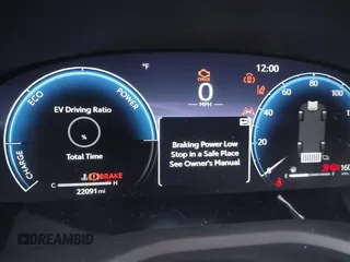 2025 Toyota Camry LE z VIN 4T1DBADK6SU509451, wystawiony jako IAAI lot #42040733 z przebiegiem 22 091 mil mil oraz . Historia ofert i sprzedaży dostępna na DreamBid. Obrazek 7.