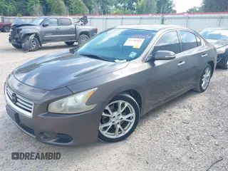 2014 Nissan Maxima S z VIN 1N4AA5APXEC453564, wystawiony jako IAAI lot #42296196 z przebiegiem 174 648 mil mil oraz . Historia ofert i sprzedaży dostępna na DreamBid. Obrazek 2.