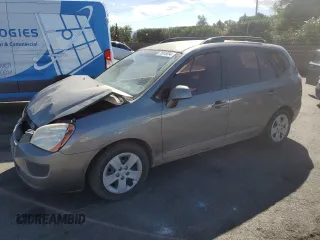 2009 Kia Rondo LX with VIN KNAFG528497221625, listed as a Copart auction lot 75915694 with 245,165 mi miles and Salvage Title. Bid and sale history available at carsss.com. Image 1.