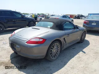 2007 Porsche Boxster S z VIN WP0CB29887U731046, wystawiony jako IAAI lot #42191204 z przebiegiem 153 037 mil mil oraz . Historia ofert i sprzedaży dostępna na DreamBid. Obrazek 4.