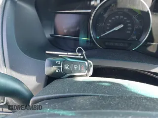 2017 Ford Explorer XLT с VIN 1FM5K8D85HGB48819, выставлен на аукционе IAAI как лот 41892276 с пробегом 132 962 миль миль и . История ставок и продаж доступна на DreamBid. Изображение 11.