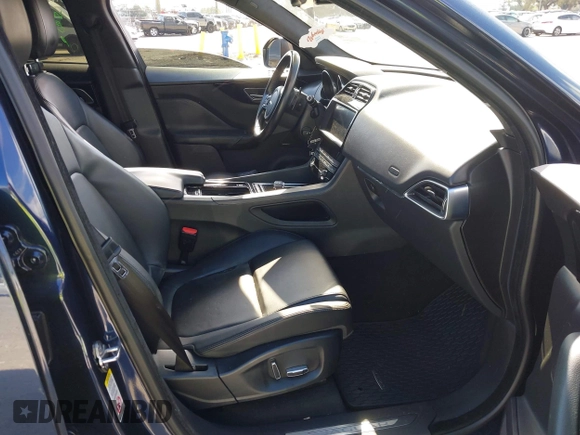 2019 Jaguar F-Pace 25t Premium с VIN SADCJ2FX9KA609583, выставлен на аукционе IAAI как лот 41530705 с пробегом 60 013 миль миль и . История ставок и продаж доступна на DreamBid. Изображение 5.