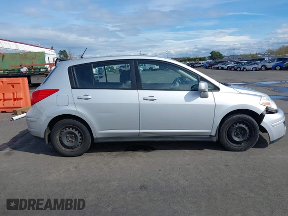 2011 Nissan Versa 1.8 S with VIN 3N1BC1CP1BL505519, listed as a IAAI auction lot 41874588 with 142,434 mi miles. Bid and sale history available at carsss.com. Image 13.