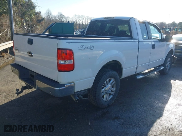 2007 Ford F-150 XLT with VIN 1FTPX14V17NA87765, listed as a IAAI auction lot 41522308 with 207,548 mi miles. Bid and sale history available at carsss.com. Image 4.
