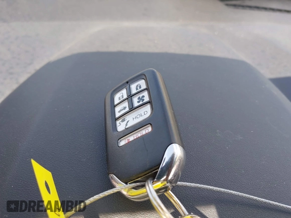 2018 Honda Clarity z VIN JHMZC5F14JC008290, wystawiony jako IAAI lot #42178514 z przebiegiem 49 119 mil mil oraz . Historia ofert i sprzedaży dostępna na DreamBid. Obrazek 11.