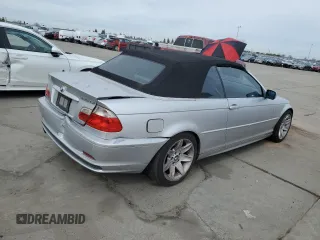 2003 BMW 3 Series 325Ci with VIN WBABS33433PG90518, listed as a Copart auction lot 45570895 with 142,398 mi miles and Salvage Title. Bid and sale history available at carsss.com. Image 3.