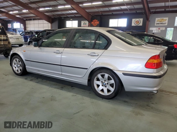 2003 BMW 3 Series 325xi with VIN WBAEU33493PH89898, listed as a Copart auction lot 70928174 with 123,357 mi miles and Clean Title. Bid and sale history available at carsss.com. Image 2.