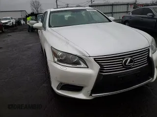 2016 Lexus LS 460 with VIN JTHCL5EF5G5026085, listed as a Copart auction lot 47098375 with 149,339 mi miles and Salvage title. Bid and sale history available at DreamBid. Image 10.