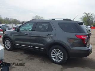 2015 Ford Explorer XLT with VIN 1FM5K7D84FGC63421, listed as a IAAI auction lot 41976273 with 62,362 mi miles and . Bid and sale history available at carsss.com. Image 14.