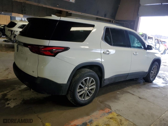 2022 Chevrolet Traverse LT Cloth with VIN 1GNERGKW4NJ168934, listed as a Copart auction lot 88882795 with 41,059 mi miles and Salvage Title. Bid and sale history available at carsss.com. Image 3.