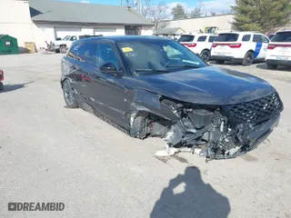 2018 Land Rover Range Rover Velar R-Dynamic HSE with VIN SALYM2RV8JA703707, listed as a IAAI auction lot 41755975 with 40,215 mi miles. Bid and sale history available at carsss.com. Image 6.