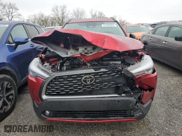 2025 Toyota Corolla Cross XLE с VIN 7MUDAABGXSV121641, выставлен на аукционе Copart как лот 51283055 с пробегом 8 831 миль миль и Списание • Salvage title. История ставок и продаж доступна на DreamBid. Изображение 5.