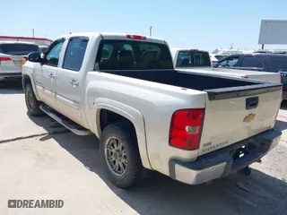 2012 Chevrolet Silverado 1500 LT with VIN 3GCPKSE73CG146306, listed as a IAAI auction lot 41997096 with 180,272 mi miles. Bid and sale history available at carsss.com. Image 3.