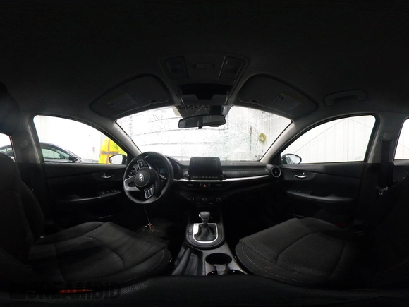 2021 Kia Forte LXS z VIN 3KPF24AD3ME262766, wystawiony jako IAAI lot #42232564 z przebiegiem 14 902 mil mil oraz . Historia ofert i sprzedaży dostępna na DreamBid. Obrazek 19.