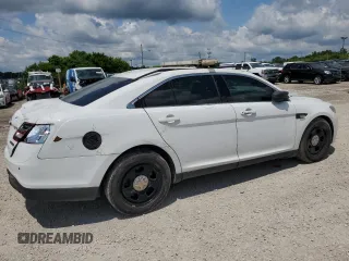 2013 Ford Police Interceptor с VIN 1FAHP2M8XDG212823, выставлен на аукционе Copart как лот 56273455 с пробегом 169 506 миль миль и Списание • Salvage title. История ставок и продаж доступна на DreamBid. Изображение 3.