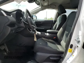 2021 Toyota RAV4 Hybrid LE z VIN 4T3MWRFV2MU048172, wystawiony jako Copart lot #54736375 z przebiegiem 33 006 mil mil oraz Szkoda całkowita • Salvage title. Historia ofert i sprzedaży dostępna na DreamBid. Obrazek 7.