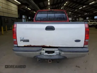 2003 Ford F-250 XL z VIN 1FTNW21L13EB65006, wystawiony jako Copart lot #46808255 z przebiegiem 290 841 mil mil oraz Czysty tytuł • Clean title. Historia ofert i sprzedaży dostępna na DreamBid. Obrazek 6.