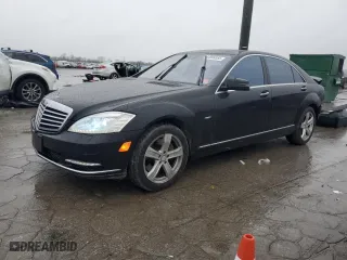 2012 Mercedes-Benz S-Class S 550 with VIN WDDNG7DB5CA422212, listed as a Copart auction lot 44899955 with 139,797 mi miles and Clean Title. Bid and sale history available at carsss.com. Image 1.