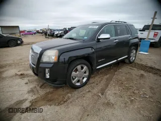 2013 GMC Terrain Denali z VIN 2GKFLZE30D6200578, wystawiony jako Copart lot #54996105 z przebiegiem 84 111 mil mil oraz Szkoda całkowita • Salvage title. Historia ofert i sprzedaży dostępna na DreamBid. Obrazek 1.