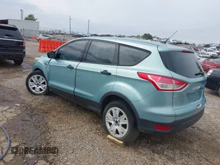 2013 Ford Escape S with VIN 1FMCU0F74DUA84047, listed as a IAAI auction lot 41907938 with 146,465 mi miles. Bid and sale history available at carsss.com. Image 3.