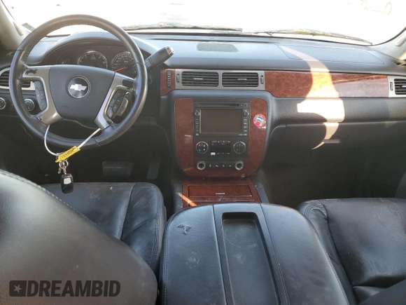2010 Chevrolet Tahoe LTZ with VIN 1GNUKCE00AR105129, listed as a Copart auction lot 72955014 with 197,431 mi miles and Salvage title. Bid and sale history available at DreamBid. Image 8.