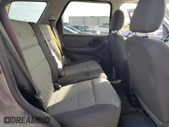 2007 Ford Escape XLS with VIN 1FMYU02Z77KA28665, listed as a Copart auction lot 64358445 with 67,350 mi miles and Clean title. Bid and sale history available at DreamBid. Image 11.