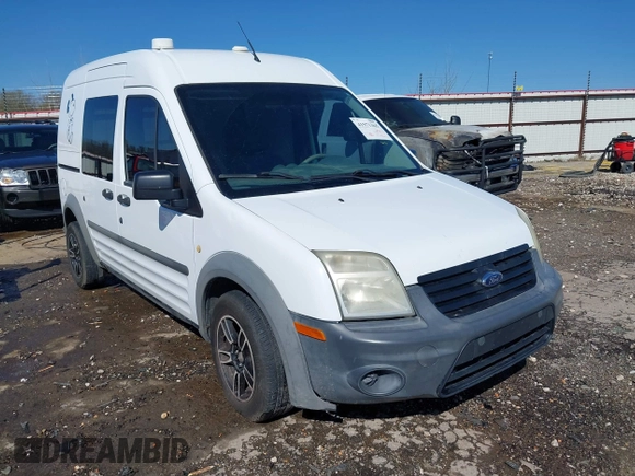 2011 Ford Transit Connect XL z VIN NM0LS7CN2BT058567, wystawiony jako IAAI lot #41971365 z przebiegiem 131 516 mil mil oraz . Historia ofert i sprzedaży dostępna na DreamBid. Obrazek 1.