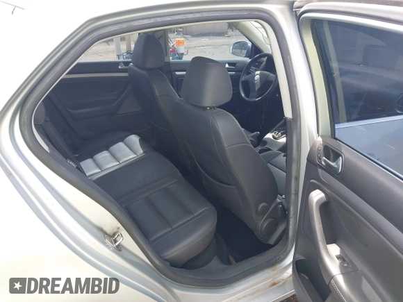 2007 Volkswagen Jetta Wolfsburg Edition с VIN 3VWEF81K57M189364, выставлен на аукционе IAAI как лот 42368801 с пробегом 193 951 миль миль и . История ставок и продаж доступна на DreamBid. Изображение 8.