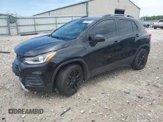 2020 Chevrolet Trax LT with VIN KL7CJPSB8LB330105, listed as a Copart auction lot 56928435 with 87,867 mi miles and Salvage title. Bid and sale history available at DreamBid. Image 1.