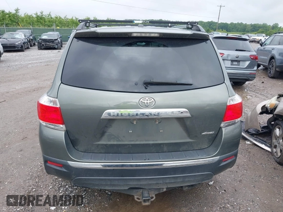 2012 Toyota Highlander Limited with VIN 5TDDK3EHXCS162909, listed as a IAAI auction lot 42372260 with 336,897 mi miles and . Bid and sale history available at DreamBid. Image 16.