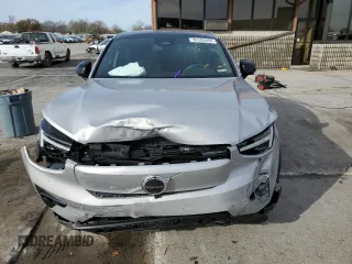 2023 Volvo C40 Recharge Pure Electric Ultimate with VIN YV4ED3GM7P2040835, listed as a Copart auction lot 80386994 with 16,903 mi miles and Salvage Title. Bid and sale history available at carsss.com. Image 5.