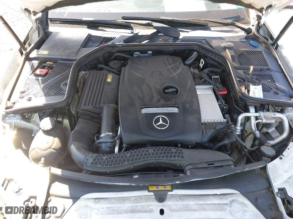 2015 Mercedes-Benz C-Class C 300 Luxury with VIN 55SWF4KB1FU016845, listed as a IAAI auction lot 41984041 with 95,792 mi miles. Bid and sale history available at carsss.com. Image 10.
