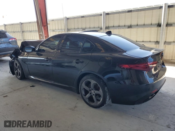 2019 Alfa Romeo Giulia z VIN ZARFAMAN6K7603897, wystawiony jako Copart lot #51899605 z przebiegiem Nie podano mil oraz Nie do naprawy • Non repairable. Historia ofert i sprzedaży dostępna na DreamBid. Obrazek 2.