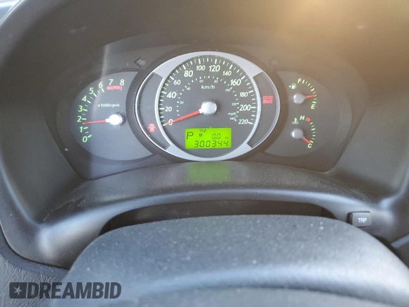 2008 Hyundai Tucson GL with VIN KM8JM72D68U753257, listed as a Copart auction lot 88053695 with 300,344 mi miles and Clean Title. Bid and sale history available at carsss.com. Image 9.
