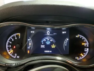 2019 Jeep Grand Cherokee Laredo E with VIN 1C4RJFAG8KC528096, listed as a Copart auction lot 46649985 with 132,029 mi miles and Salvage Title. Bid and sale history available at carsss.com. Image 9.