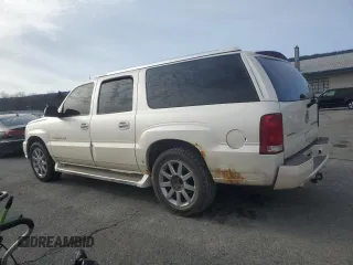 2005 Cadillac Escalade ESV z VIN 3GYFK66NX5G240695, wystawiony jako Copart lot #45814095 z przebiegiem 262 803 mil mil oraz Czysty tytuł • Clean title. Historia ofert i sprzedaży dostępna na DreamBid. Obrazek 2.