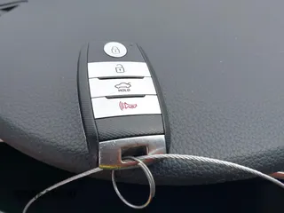 2016 Kia Optima Hybrid with VIN KNAGM4AD2G5094596, listed as a IAAI auction lot 41826923 with 146,240 mi miles. Bid and sale history available at carsss.com. Image 11.