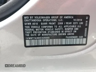 2017 Volkswagen Passat SE z VIN 1VWBT7A35HC026330, wystawiony jako Copart lot #57322535 z przebiegiem 91 602 mil mil oraz Szkoda całkowita • Salvage title. Historia ofert i sprzedaży dostępna na DreamBid. Obrazek 12.