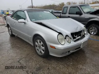 2000 Mercedes-Benz CLK 320/430 with VIN WDBLK65G9YT052770, listed as a Copart auction lot 79308624 with 63,567 mi miles and Salvage Title. Bid and sale history available at DreamBid. Image 4.