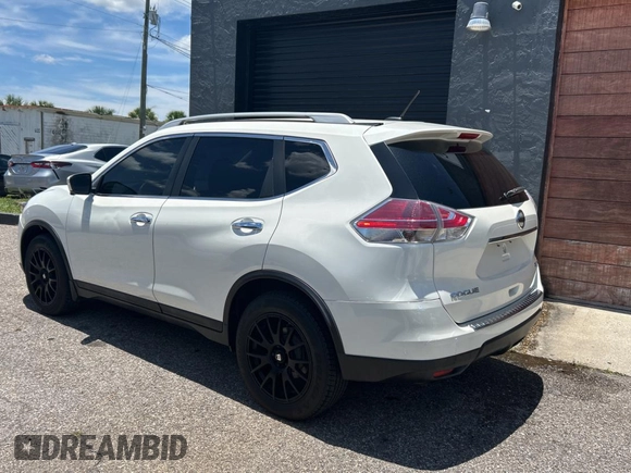2015 Nissan Rogue SL with VIN 5N1AT2MVXFC762655, listed as a Copart auction lot 61840345 with 128,624 mi miles and Clean title. Bid and sale history available at DreamBid. Image 3.